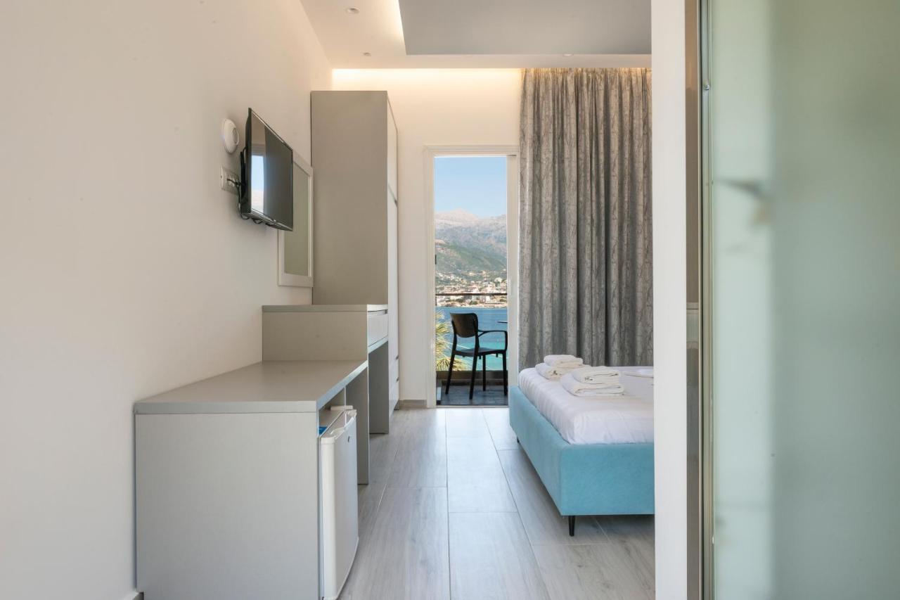Seaside Hotel Himare Exterior photo