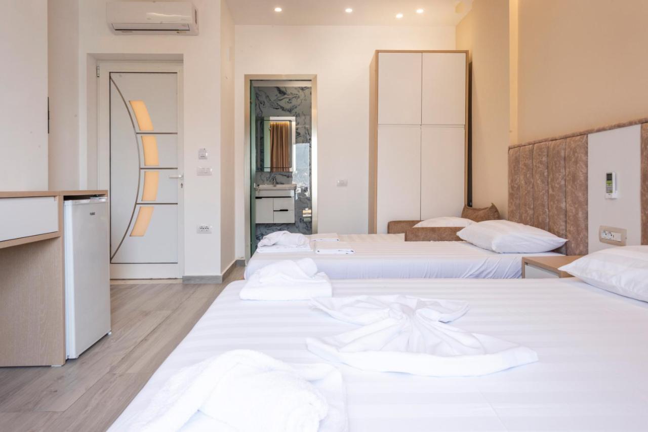 Seaside Hotel Himare Exterior photo