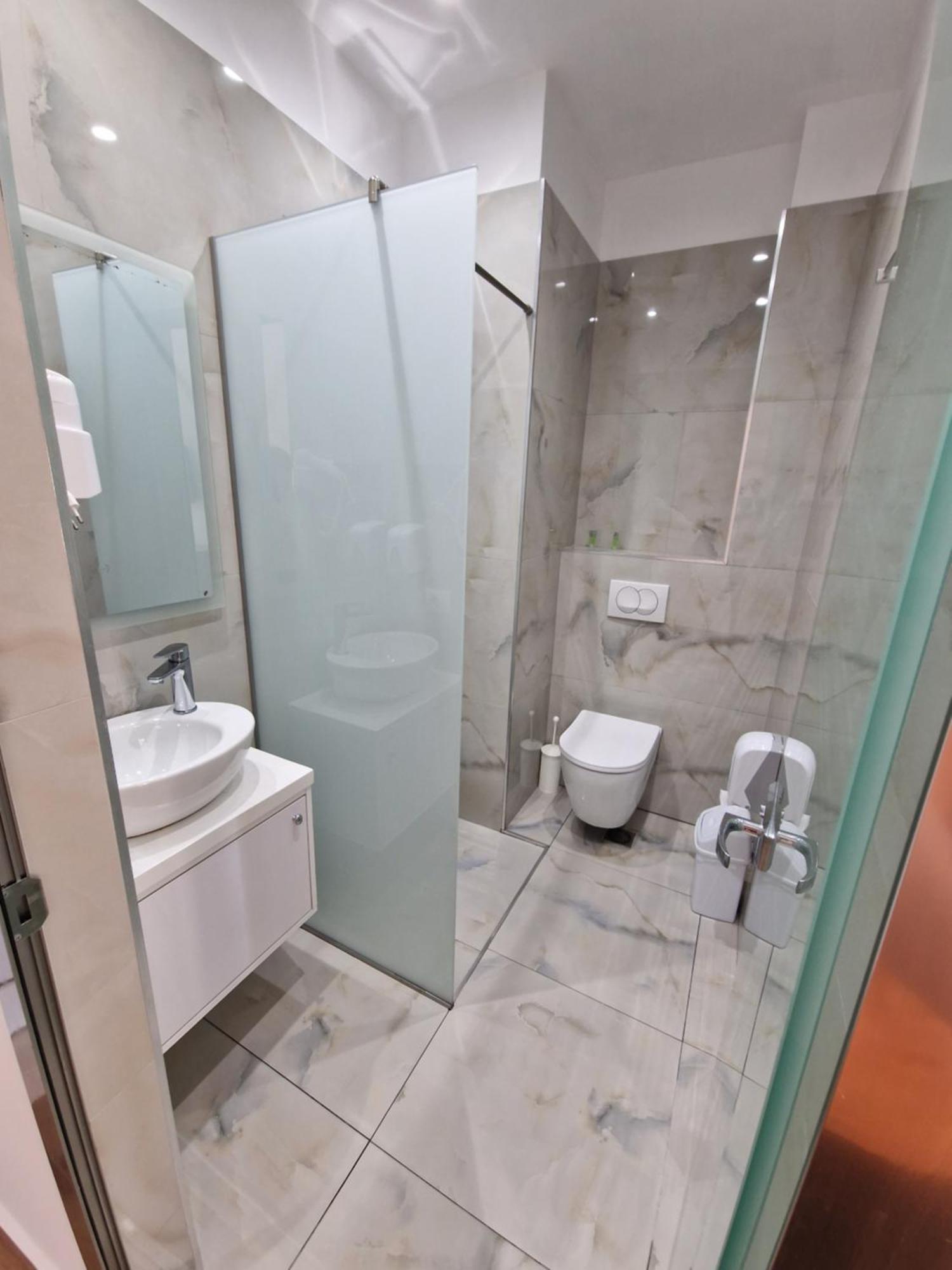 Seaside Hotel Himare Room photo