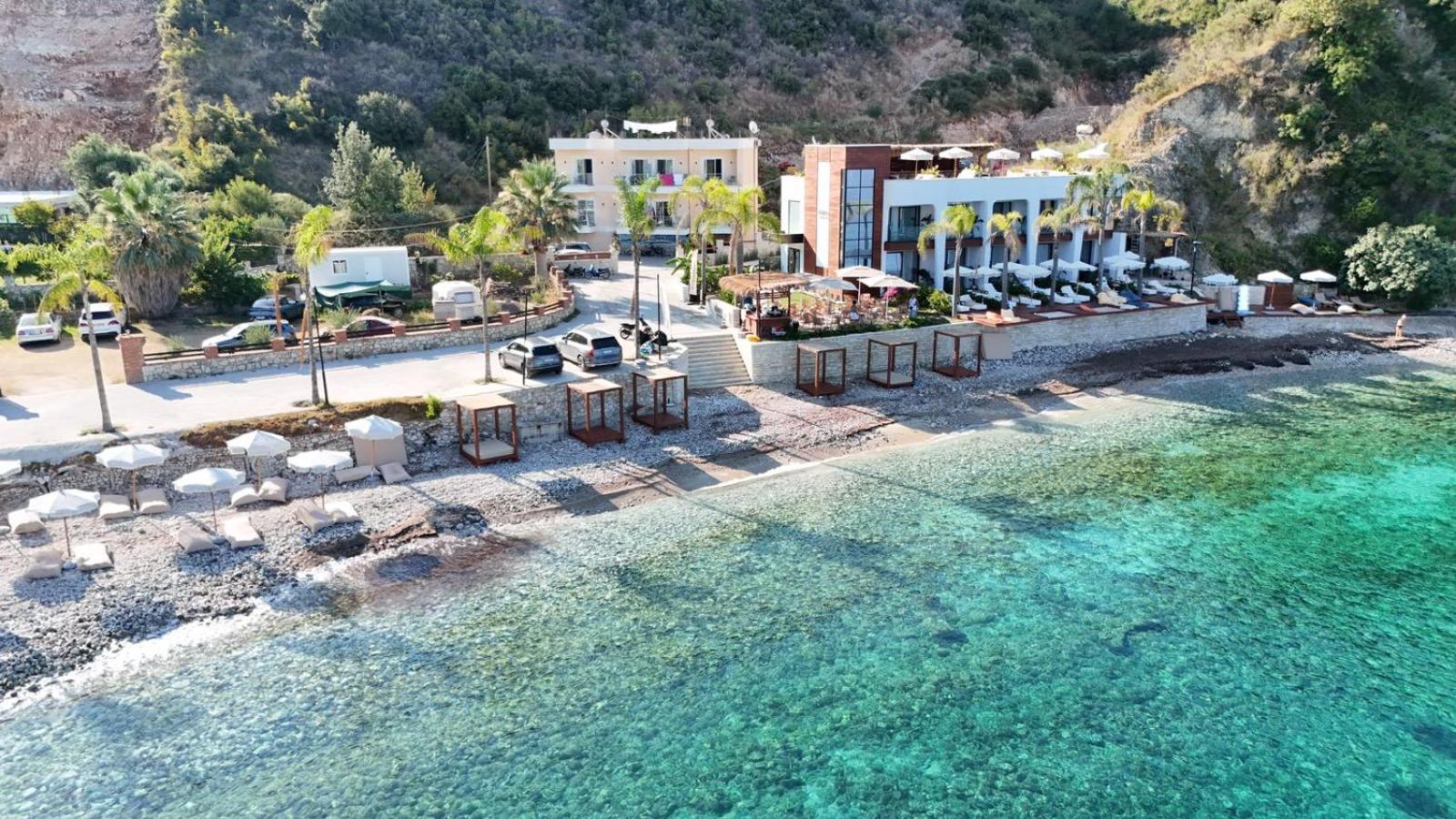 Seaside Hotel Himare Exterior photo